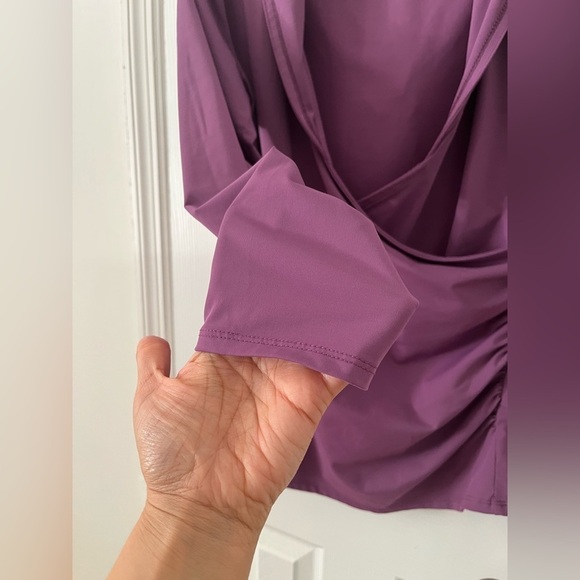 Tranquility by Soma Purple Wrap Style Athletic Hoodie Size Medium - Picture 3 of 4